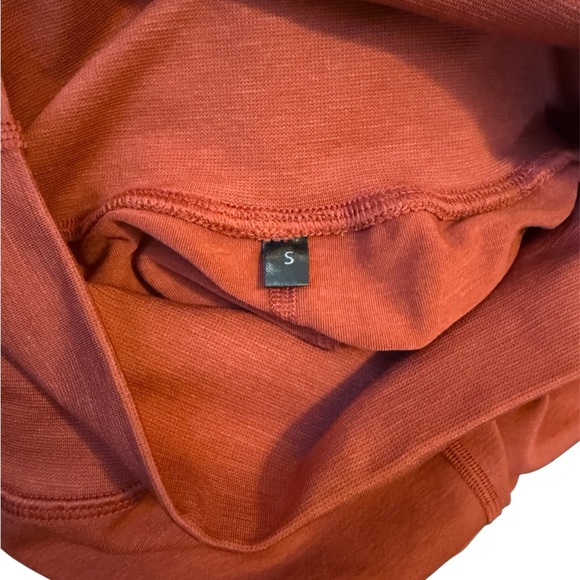 Alphalete Vibrant Orange Leggings - Picture 4 of 4